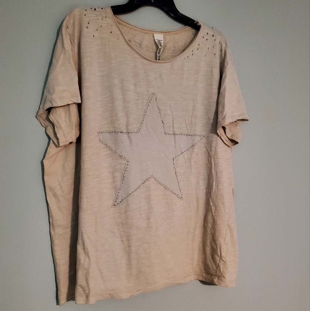 Magnolia Pearl Pink Star Appliqué Distressed Tee
